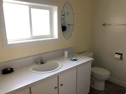 Creston Valley Motel