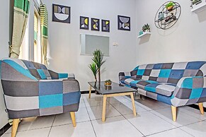 SPOT ON 92012 Homestay Grand Mahkota Permai Syariah