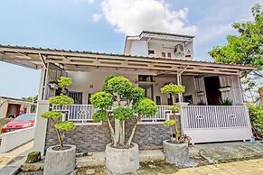 SPOT ON 92012 Homestay Grand Mahkota Permai Syariah