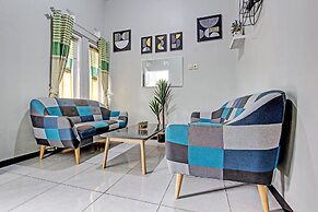 SPOT ON 92012 Homestay Grand Mahkota Permai Syariah