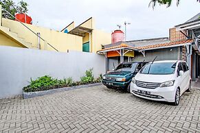 OYO 92296 Amole Paviliun Syariah