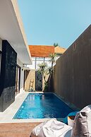 Taj Maza Sunset Villas