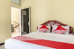 SPOT ON 2950 Grand Suites Palace Syariah