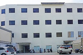 OYO 91455 New Hotelo