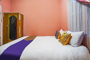 OYO Homes 90916 Eco Tourism Geopark Rajamandala Homestay Syariah