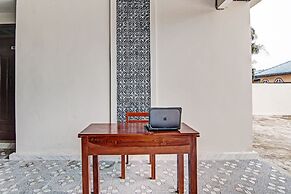 OYO 92176 Sandira Syariah