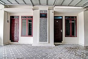 OYO 92176 Sandira Syariah