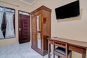 OYO 92176 Sandira Syariah