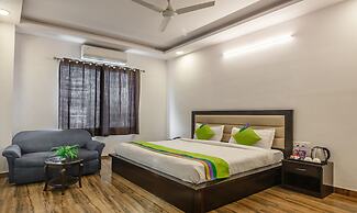 Treebo White Rock, Sohna Road