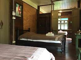 Lhongkhao Samoeng By Chi Villa