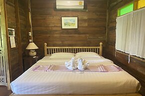 Lhongkhao Samoeng By Chi Villa