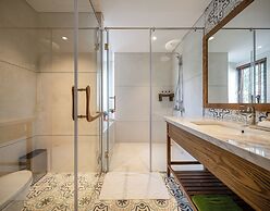 Vernalhome Boutique Danang Hotel