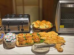 Vernalhome Boutique Danang Hotel