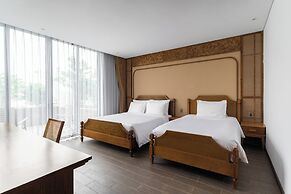 Vernalhome Boutique Danang Hotel