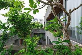 Vernalhome Boutique Danang Hotel