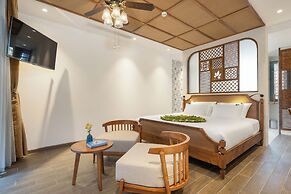 Vernalhome Boutique Danang Hotel