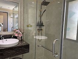 Wesley Rosegarden Lushan