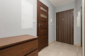 Metro Płocka Apartment Warsaw by Renters