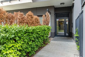 Metro Płocka Apartment Warsaw by Renters