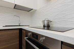 Metro Płocka Apartment Warsaw by Renters