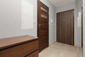 Metro Płocka Apartment Warsaw by Renters