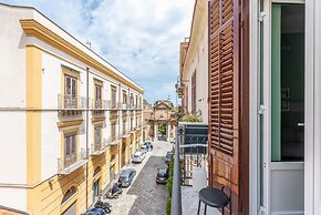 Stylish Apartment Near Piazza Magione by Wonderful Italy