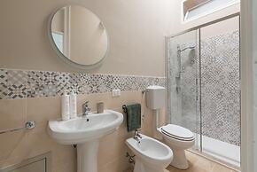 Stylish Apartment Near Piazza Magione by Wonderful Italy