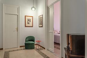 Stylish Apartment Near Piazza Magione by Wonderful Italy
