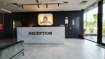 Carousel Hotel