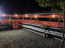 Dana Trail Hotel