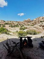 Dana Trail Hotel