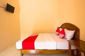 OYO 3024 Hotel Kebon Manis