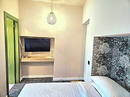 Albium Hotel