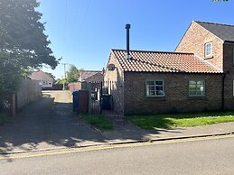 Cosy , Village Location - One Bedroom Barn