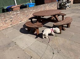 Cosy , Village Location - One Bedroom Barn