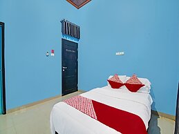 OYO 92177 Arafah Homestay Syariah Near Badan Pertanahan Nasional - Kan