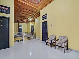 OYO 92177 Arafah Homestay Syariah Near Badan Pertanahan Nasional - Kan