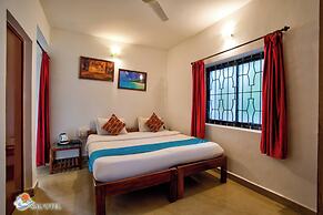 Salotel- near Mae De Deus Church