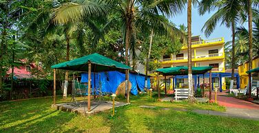 Salotel- near Mae De Deus Church