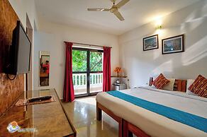 Salotel- near Mae De Deus Church