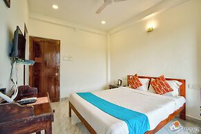 Salotel- near Mae De Deus Church