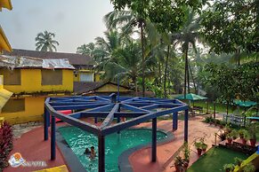 Salotel- near Mae De Deus Church