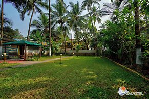 Salotel- near Mae De Deus Church