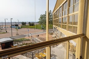 Nallikari Seaside Aalto Apartments
