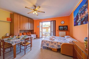 Peter - Relax & 1 km From Lake