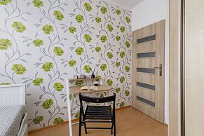 Family Apartment Gierczak by Renters