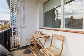 Family Apartment Gierczak by Renters