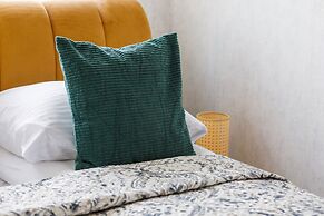 Family Apartment Gierczak by Renters