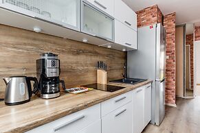 Family Apartment Gierczak by Renters