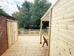 The Serene Stays Sleeps 6 With Garden